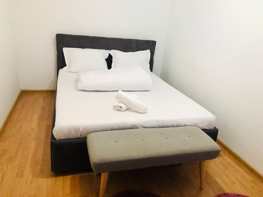Nice Apt Near Spitalul Judetean, All You Need Lr14 Timişoara Buitenkant foto