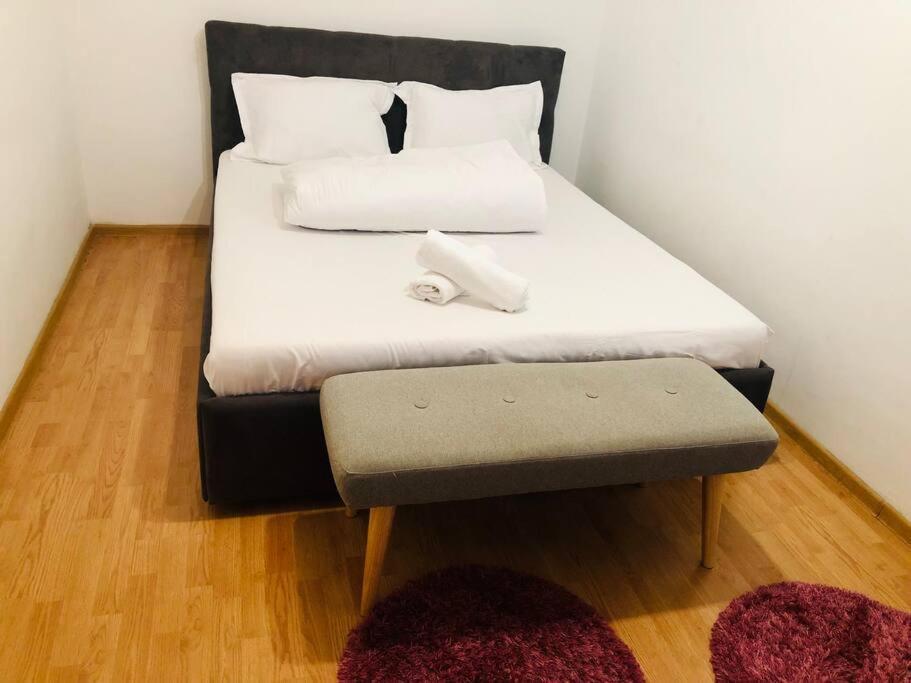 Nice Apt Near Spitalul Judetean, All You Need Lr14 Timişoara Buitenkant foto